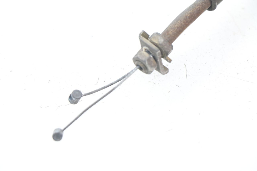 photo de CABLE ACCELERATEUR PIAGGIO BEVERLY 500 (2003 - 2007) - Autre angle de vue