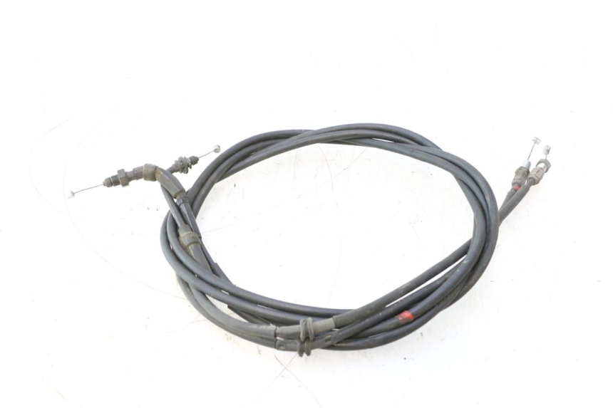 photo de CABLE ACCELERATEUR PIAGGIO MP3 500 (2016 - 2018) - Gros plan technique