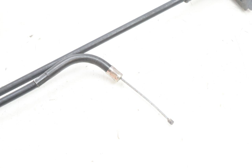 photo de CABLE ACCELERATEUR RIEJU MRT PRO SUPERMOTARD 50 (2007 - 2018) - Autre angle de vue