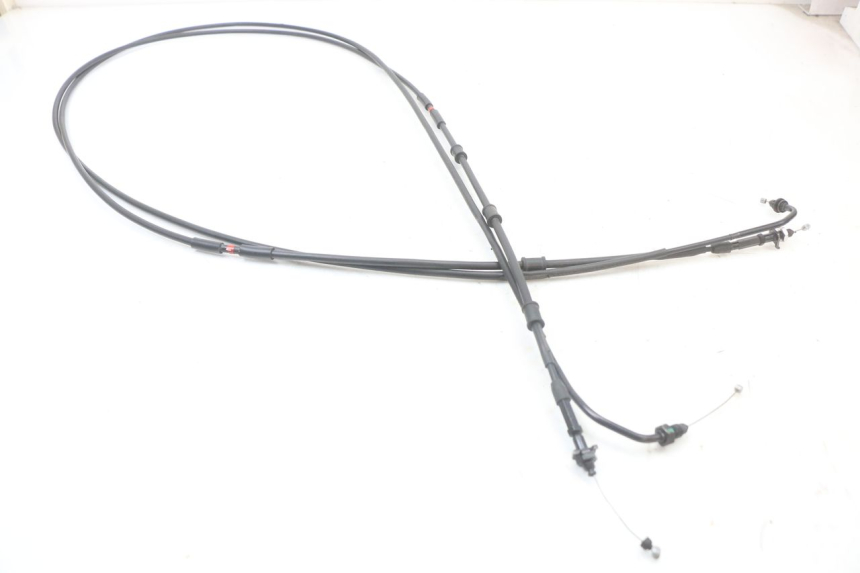 photo de CABLE ACCELERATEUR PIAGGIO VESPA PRIMAVERA 4T 50 (2021 - 2024)