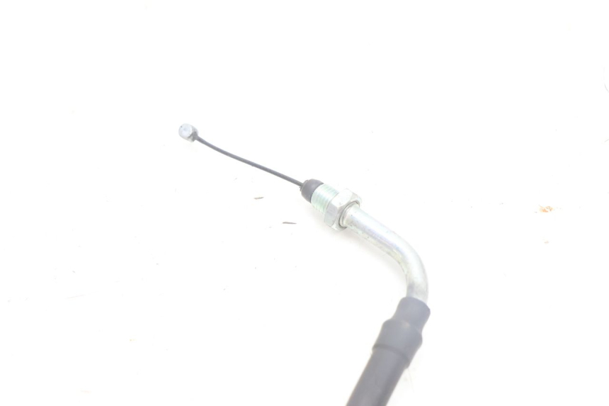 photo de CABLE ACCELERATEUR JM MOTORS SANTANA EVO 50 (2024 - 2026) - Gros plan technique