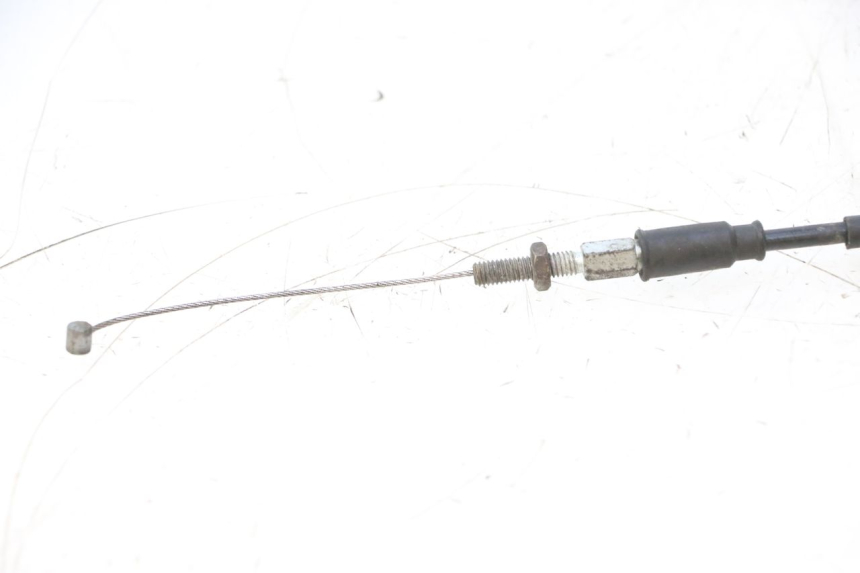 photo de CABLE ACCELERATEUR DUCATI SS IE DS CARENEE 1000 (2002 - 2006) - Gros plan technique