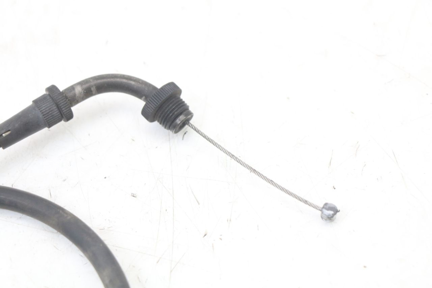 photo de CABLE ACCELERATEUR SUZUKI GS F 500 (2004 - 2007)