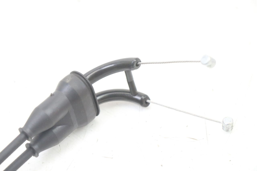 photo de CABLE ACCELERATEUR YAMAHA TRACER 7 700 (2020 - 2024) - Autre angle de vue