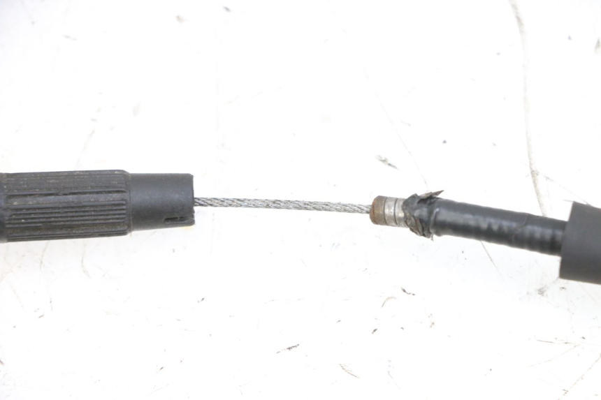 photo de CABLE ACCELERATEUR PIAGGIO X8 125 (2004 - 2007) - Gros plan technique