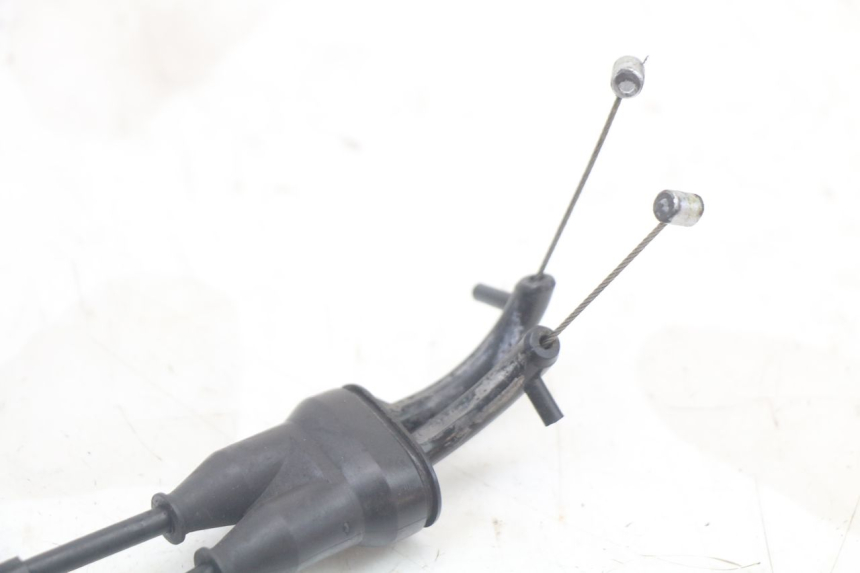 photo de CABLE ACCELERATEUR YAMAHA FZ1 FAZER 1000 (2007 - 2009)