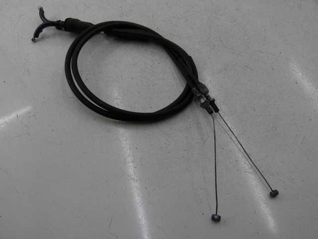 photo de CABLE ACCELERATEUR YAMAHA TDM 900 (2004 - 2006)