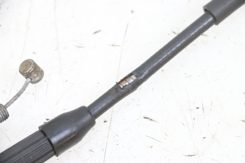photo de CÂBLE ACCELERATEUR YAMAHA YP MAJESTY 125 (2002 - 2006) - Zoom état d’usage