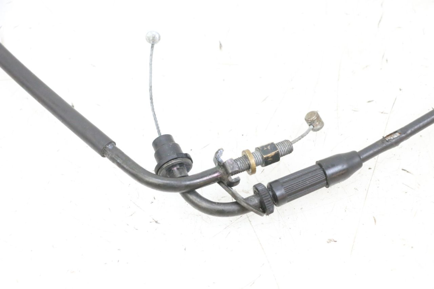 photo de CÂBLE ACCELERATEUR YAMAHA YP MAJESTY 125 (2002 - 2006) - Autre angle de vue