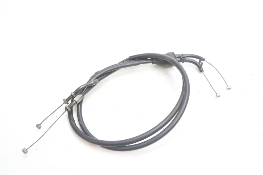 photo de CABLE ACCELERATEUR YAMAHA YZF R GENESIS 750 (1993 - 1998) - Détail de la pièce
