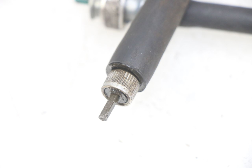 photo de CÂBLE COMPTEUR PIAGGIO FLY 125 (2005 - 2012) - Autre angle de vue