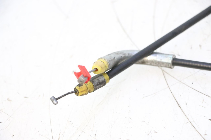 photo de CÂBLE D'OUVERTURE DE SELLE SUZUKI BURGMAN 125 (2007 - 2014) - Autre angle de vue