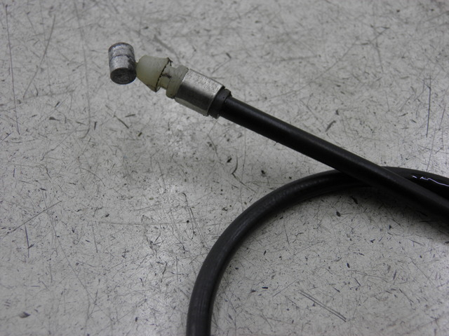 photo de CÂBLE D'OUVERTURE DE SELLE KAWASAKI ZZR 600 (1995 - 2004)