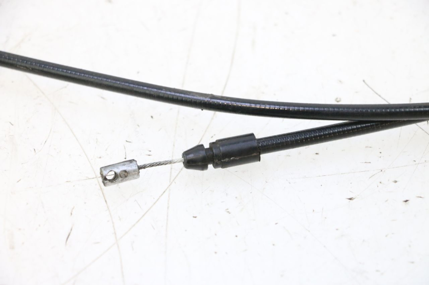 photo de CABLE OUVERTURE SELLE PIAGGIO MP3 LT 400 (2007 - 2012) - Gros plan technique