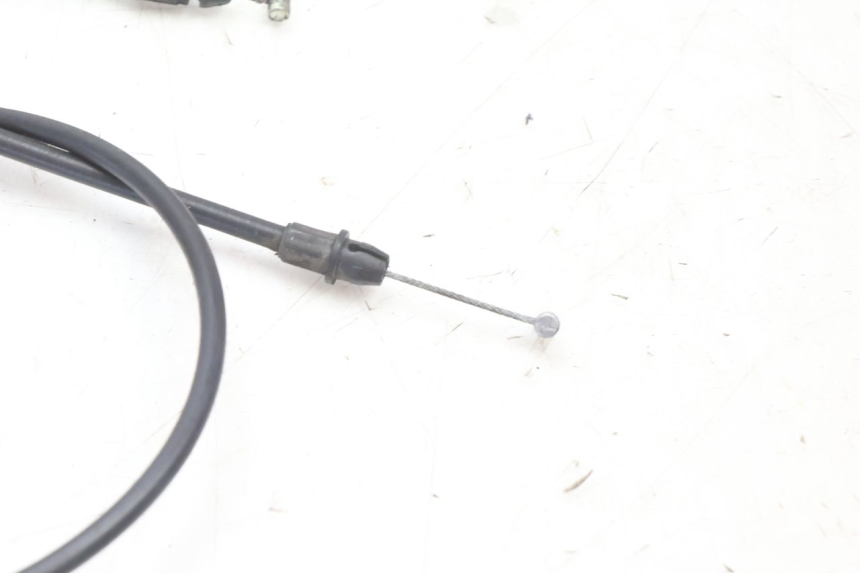 photo de CABLE OUVERTURE SELLE PIAGGIO MP3 500 (2016 - 2018) - Gros plan technique