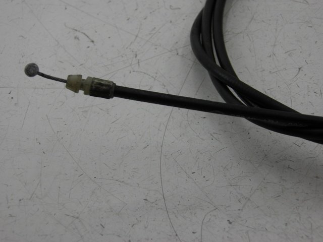 photo de CÂBLE D'OUVERTURE DE SELLE PEUGEOT TWEET 125 (2010 - 2017)