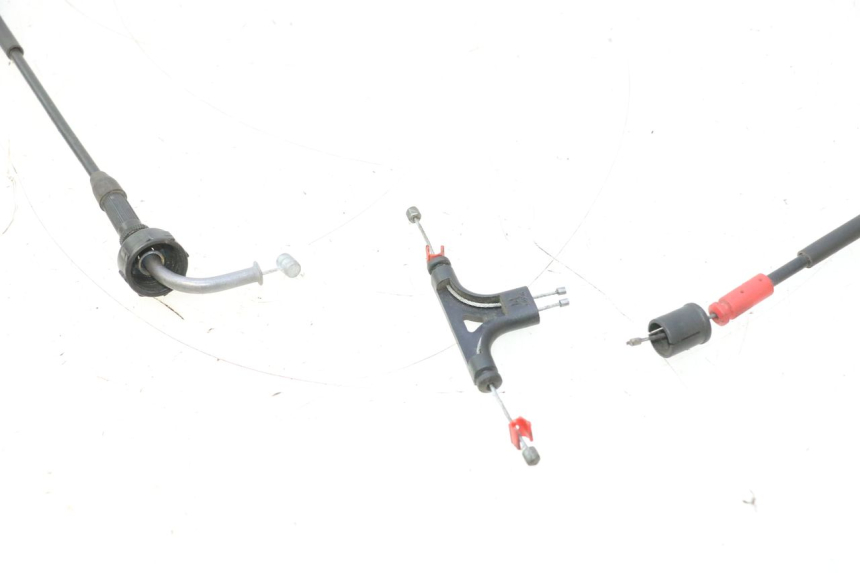 photo de CÂBLE D'OUVERTURE DE SELLE YAMAHA XMAX X-MAX 125 (2006 - 2009) - Détail de la pièce