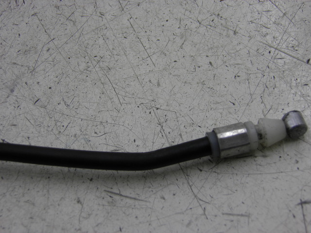 photo de CABLE OUVERTURE SELLE YAMAHA XP T-MAX TMAX 500 (2004 - 2007)