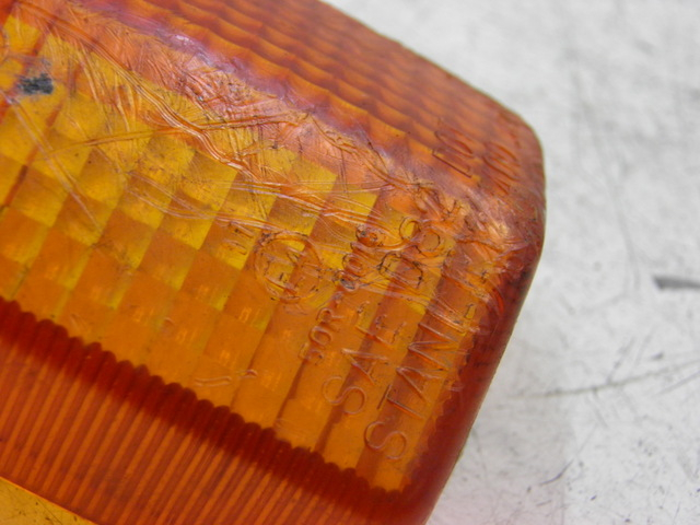 photo de CABOCHON CLIGNOTANT AVANT DROIT HONDA CB 500 (1993 - 1996)
