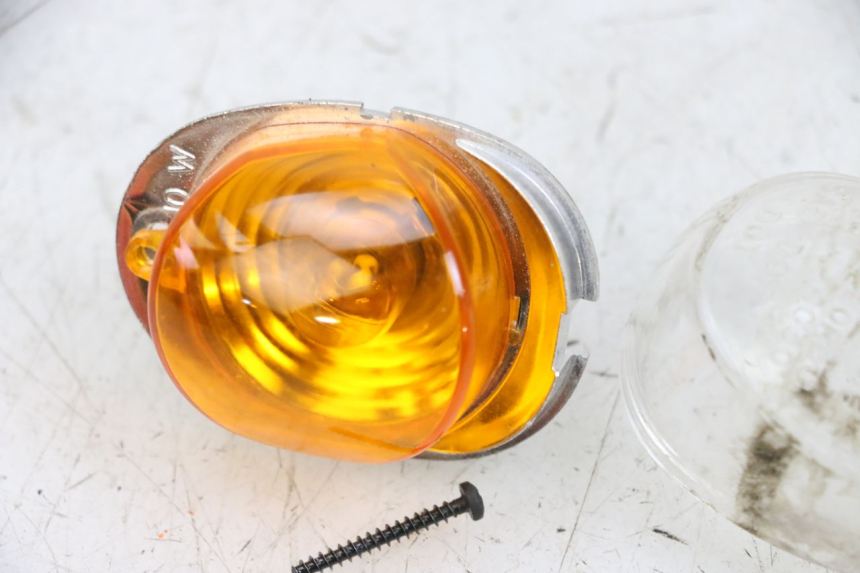 photo de CABOCHON CLIGNOTANT AVANT GAUCHE YAMAHA BW'S EASY 50 (2013 - 2016) - État de surface