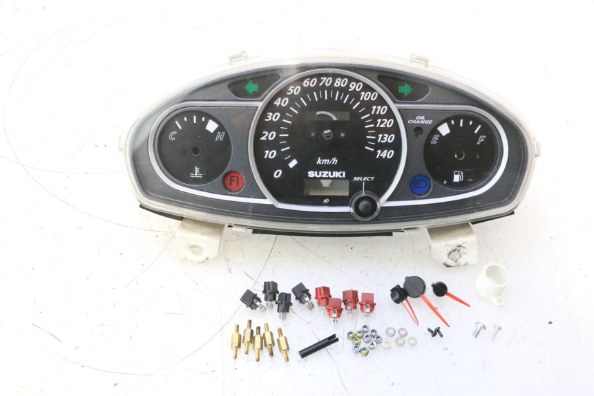 photo de CABOCHON COMPTEUR SUZUKI BURGMAN 125 (2007 - 2014) - Vue principale