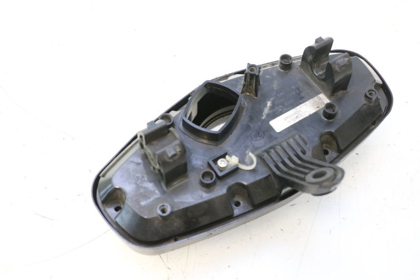 photo de CABOCHON COMPTEUR SUZUKI GSR 600 (2005 - 2012) - État de surface
