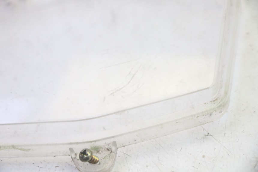 photo de CABOCHON COMPTEUR PEUGEOT KISBEE 4T 50 (2018 - 2022) - Détail de la pièce