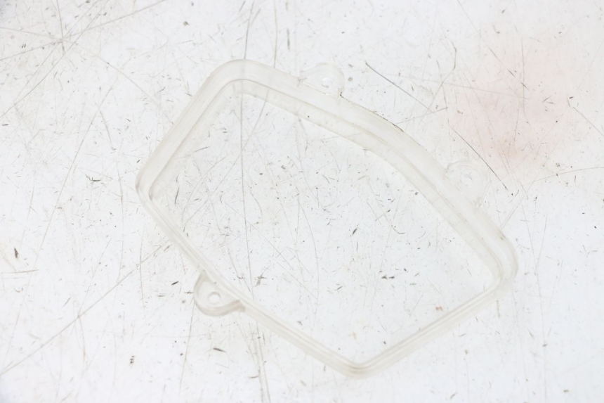 photo de CABOCHON COMPTEUR PEUGEOT KISBEE 4T 50 (2010 - 2017) - Zoom état d’usage