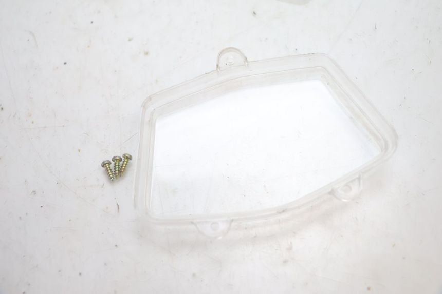 photo de CABOCHON COMPTEUR PEUGEOT KISBEE 4T 50 (2010 - 2017) - Autre angle de vue