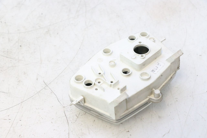 photo de CABOCHON COMPTEUR PEUGEOT KISBEE 4T 50 (2018 - 2022) - État de surface