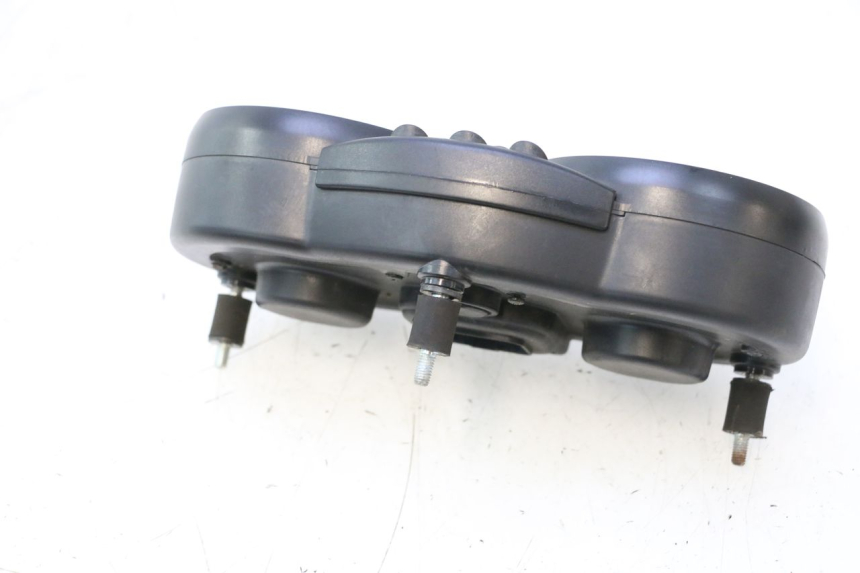 photo de CABOCHON COMPTEUR DUCATI SS IE DS CARENEE 1000 (2002 - 2006) - État de surface