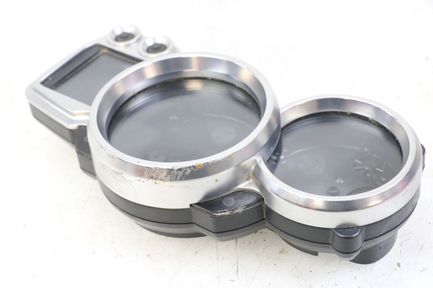 photo de CABOCHON COMPTEUR YAMAHA FJR ABS 1300 (2006 - 2012)