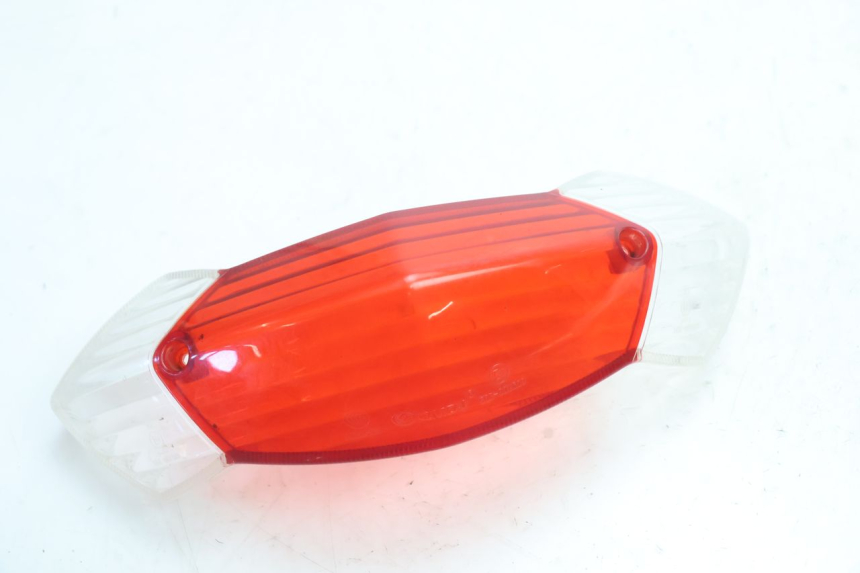 photo de CABOCHON FEU ARRIERE PEUGEOT KISBEE 2T 50 (2010 - 2017) - Vue principale
