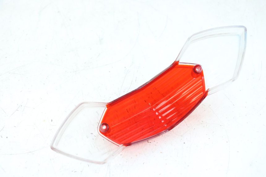 photo de CABOCHON FEU ARRIERE PEUGEOT KISBEE 4T 50 (2010 - 2017) - Autre angle de vue