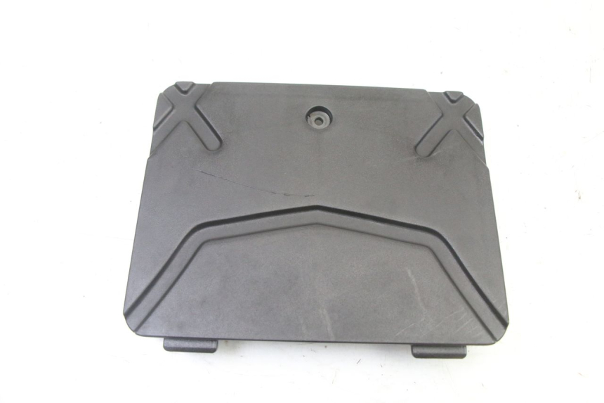 photo de CACHE BATTERIE KYMCO AGILITY 4T 50 (2005 - 2018)