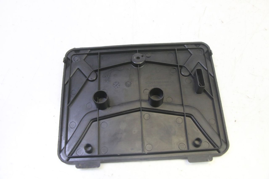 photo de CACHE BATTERIE KYMCO AGILITY 4T 50 (2005 - 2018)