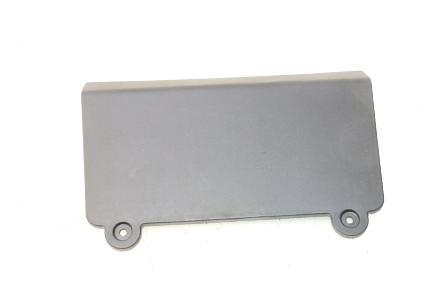 photo de CACHE BATTERIE KYMCO AGILITY CITY 16P 125 (2015 - 2024) - Détail de la pièce