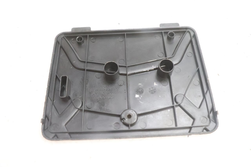 photo de CACHE BATTERIE KYMCO AGILITY FR 2T 50 (2012 - 2017) - Autre angle de vue