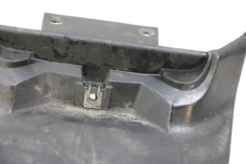 photo de CACHE BATTERIE MBK BOOSTER SPIRIT 50 (2004 - 2017) - Détail de la pièce