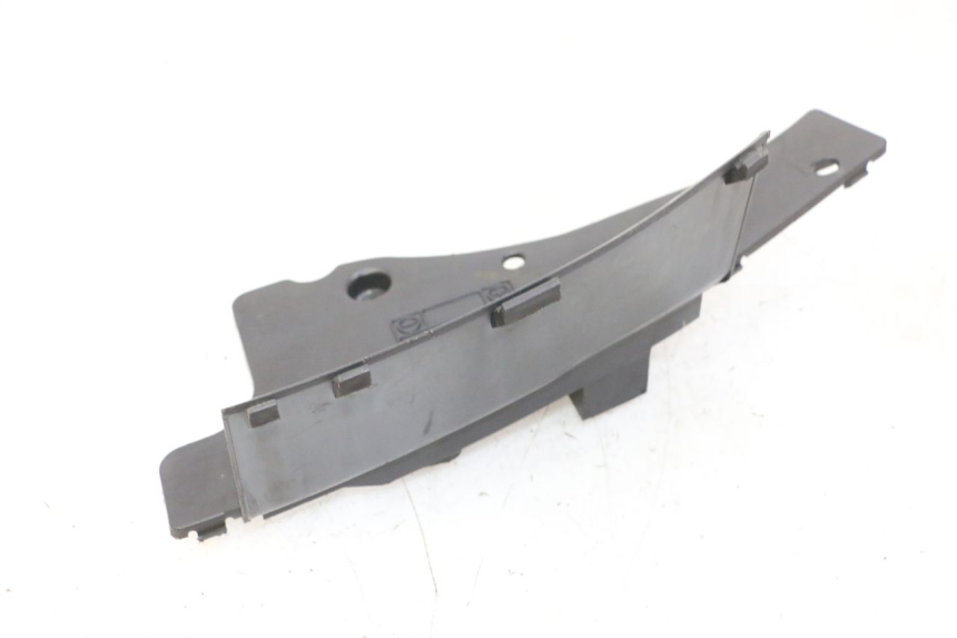 photo de CACHE BATTERIE SUZUKI BURGMAN 125 (2007 - 2014)