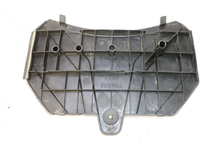 photo de CACHE BATTERIE YAMAHA BW'S BWS 125 (2010 - 2013) - Détail de la pièce