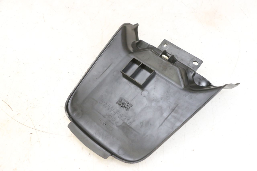 photo de CACHE BATTERIE YAMAHA BW'S EASY 50 (2013 - 2016) - Zoom état d’usage