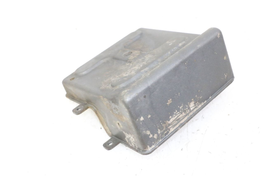 photo de CACHE BATTERIE APRILIA CLASSIC 125 (1995 - 2001)