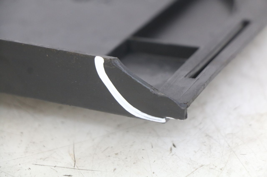 photo de CACHE BATTERIE KYMCO DOWNTOWN ABS 125 (2015 - 2017) - Vue d’ensemble