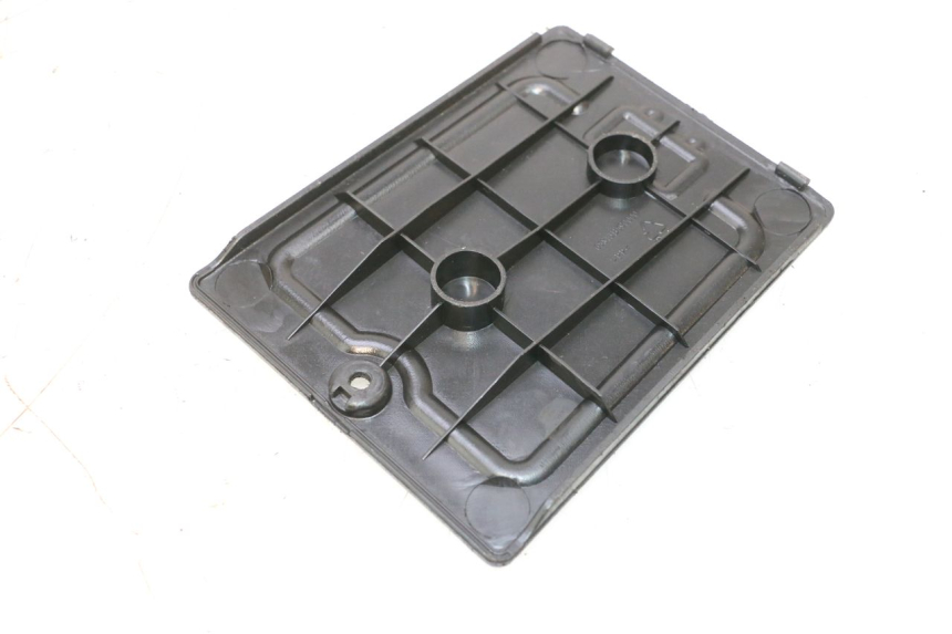photo de CACHE BATTERIE KEEWAY F-ACT FACT EVO 50 (2020 - 2026) - Détail de la pièce