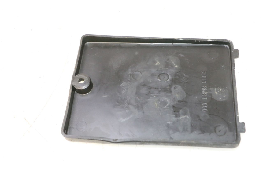 photo de CACHE BATTERIE KEEWAY F-ACT NAKED 50 (2009 - 2014) - Autre angle de vue