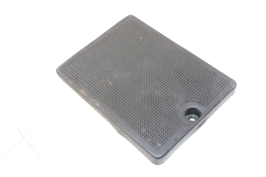 photo de CACHE BATTERIE KEEWAY F-ACT NAKED 50 (2009 - 2014) - Gros plan technique