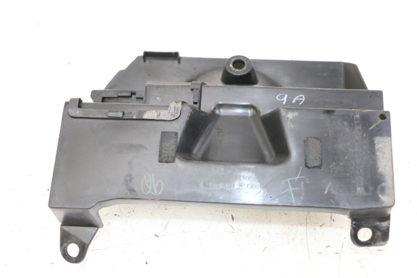 photo de CACHE BATTERIE HONDA FORZA ABS 300 (2013 - 2019)