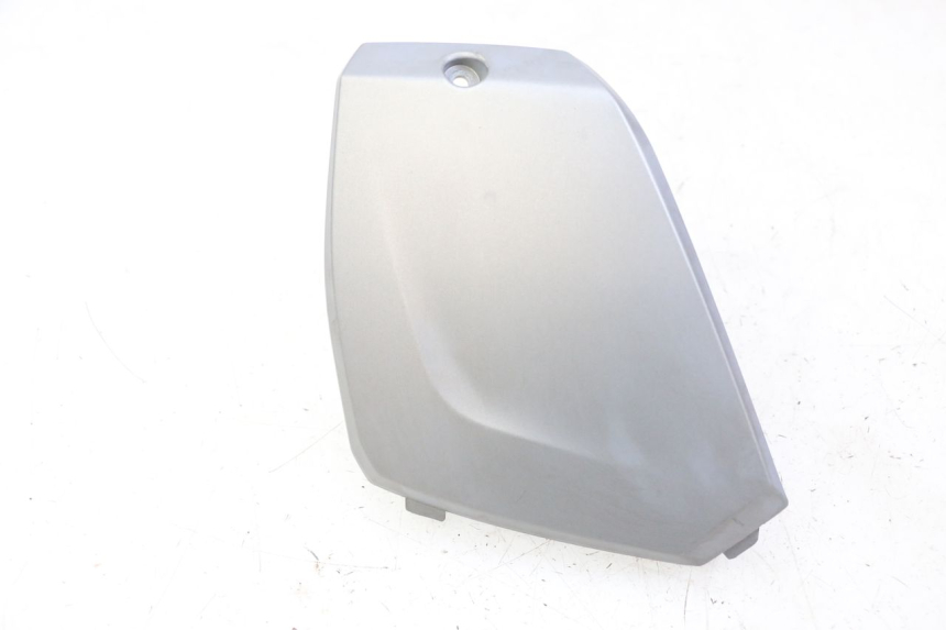 photo de CACHE BATTERIE SYM JOYMAX 125 (2010 - 2017)