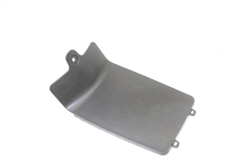 photo de CACHE BATTERIE PEUGEOT KISBEE 4T 50 (2018 - 2022)